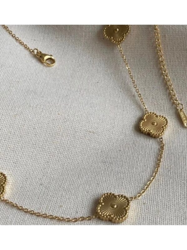Gold Renk Yonca Desenli Çelik Kolye - Görsel 3