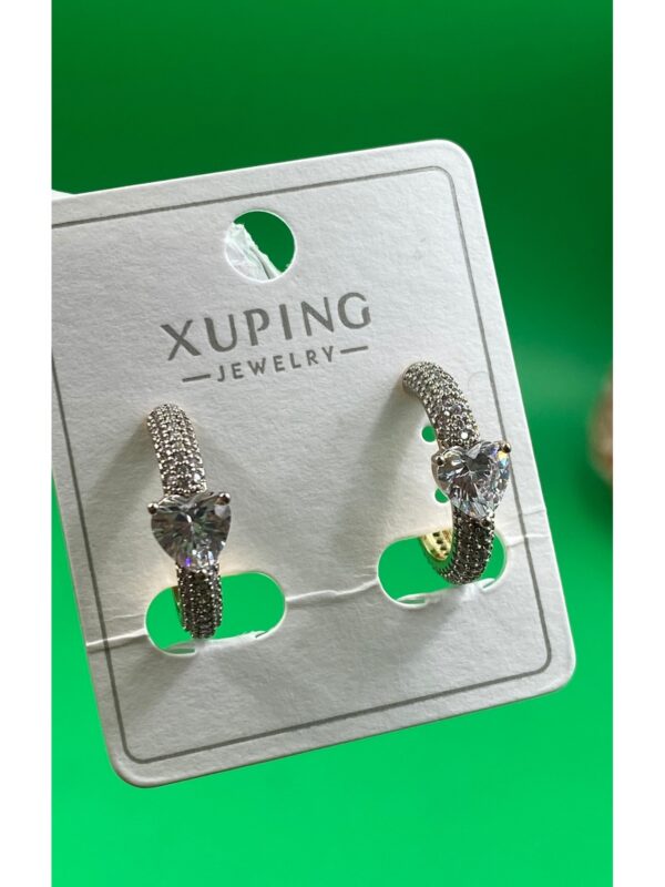 Xuping Rose Gold Renginde Kalp Detaylı Çivi Model Kadın Çelik Küpe - Görsel 2