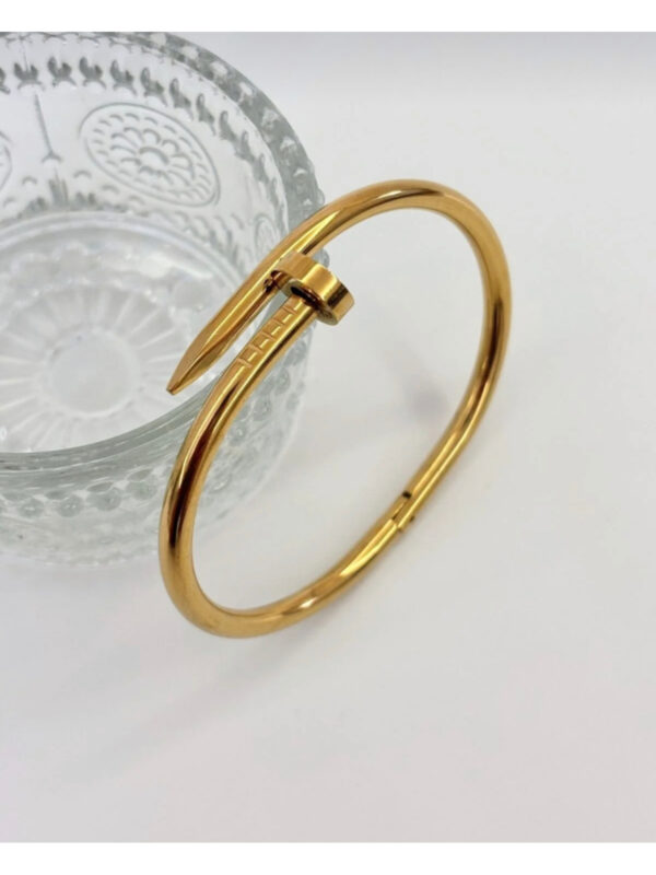Kadın Gold Renk Çivi Model Çelik Bileklik - Görsel 1