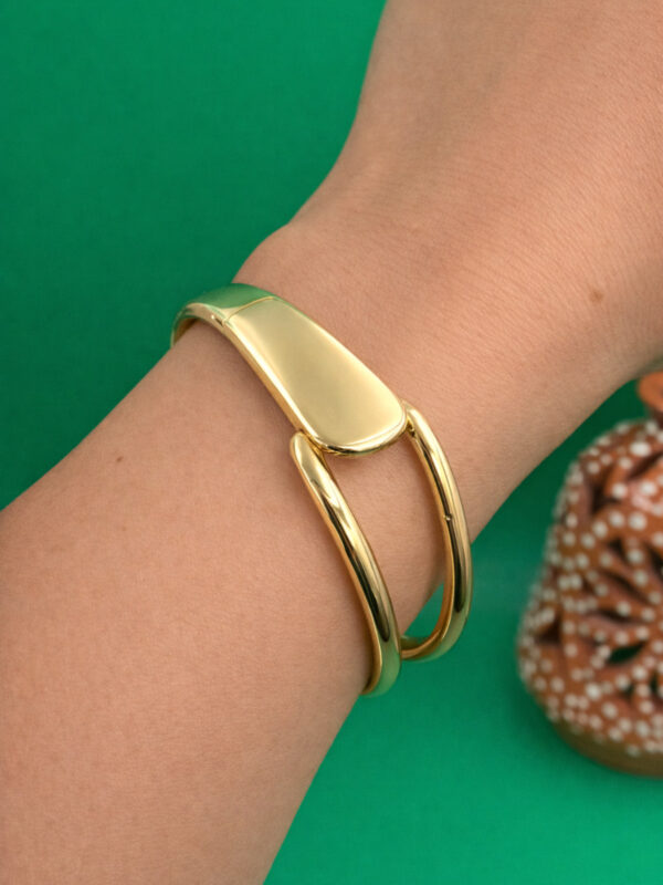 Altın Kaplama Kadın Kelepçe Bileklik – Minimalist ve Şık Gold Bilezik - Görsel 1